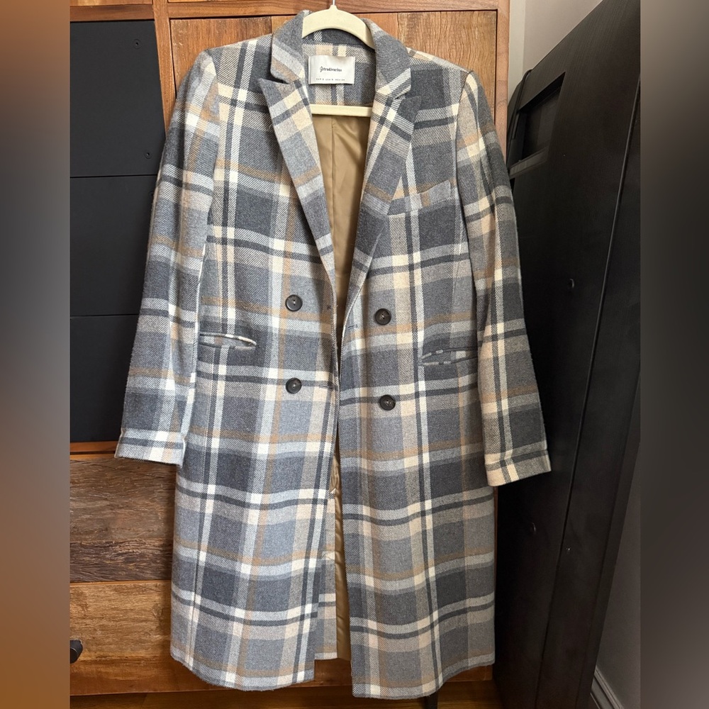 Stradivarius Gray Plaid Coat